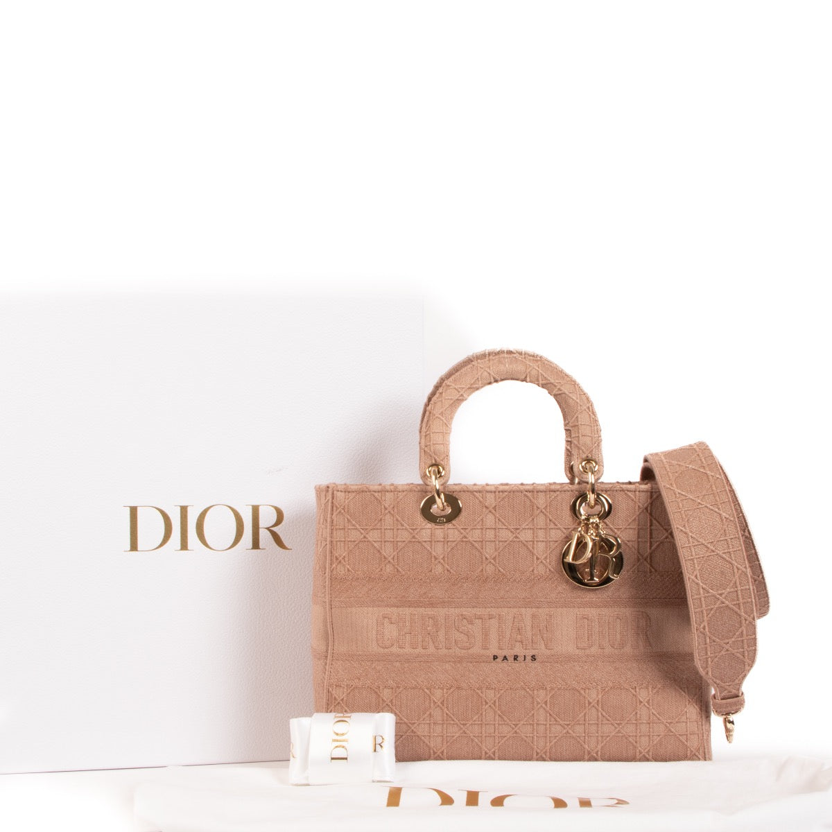 Shop a 100% authentic Christian Dior Large Pink Lady Dior D-Lite Top Handle on Labellov.com