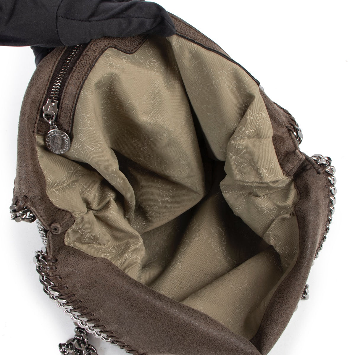Shop safe online at Labellov in Antwerp this 100% authentic second hand Stella McCartney Brown Falabella Shoulder Bag