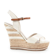acheter en ligne seconde hand Christian Dior Patent White Wedge Heels - size 38. skip the waiting list shop safe online Christian Dior Patent White Wedge Heels - size 38