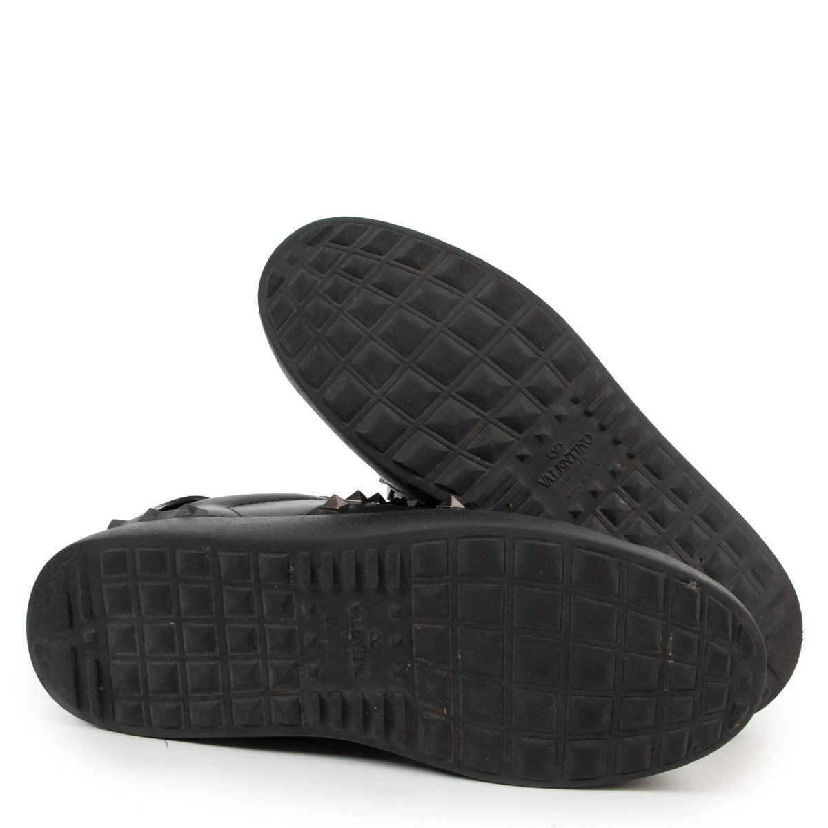 Buy authentic second hand Valentino Garavani Black Rockstud Untitled Sneakers at Labellov for affordable price.