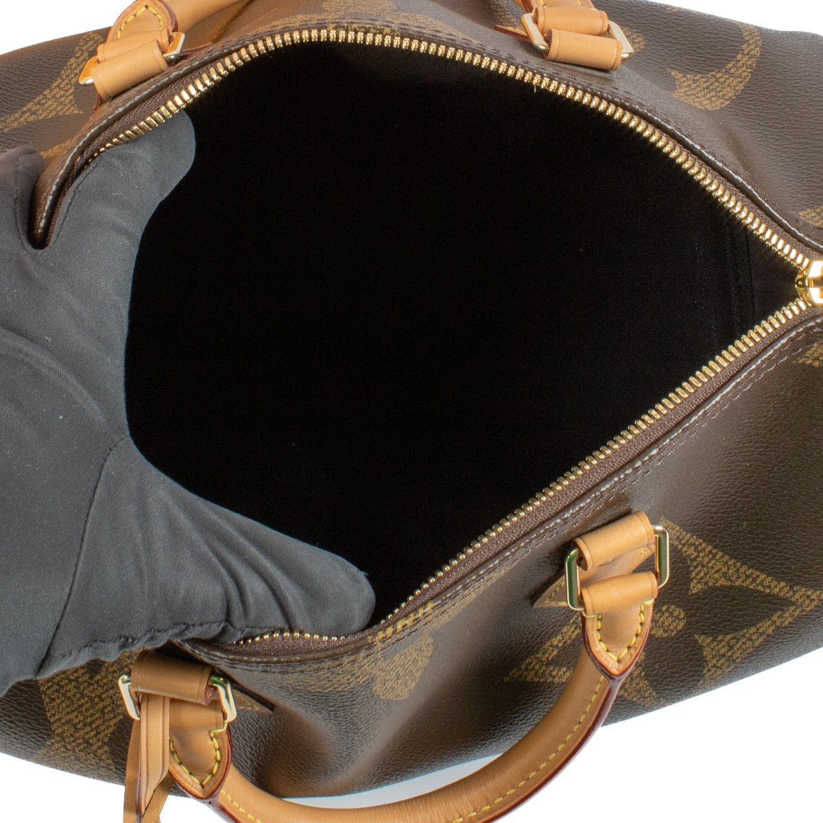 Buy authentic second hand Louis Vuitton Monogram Giant Reverse Speedy 30 Bandoulière at Labellov.com