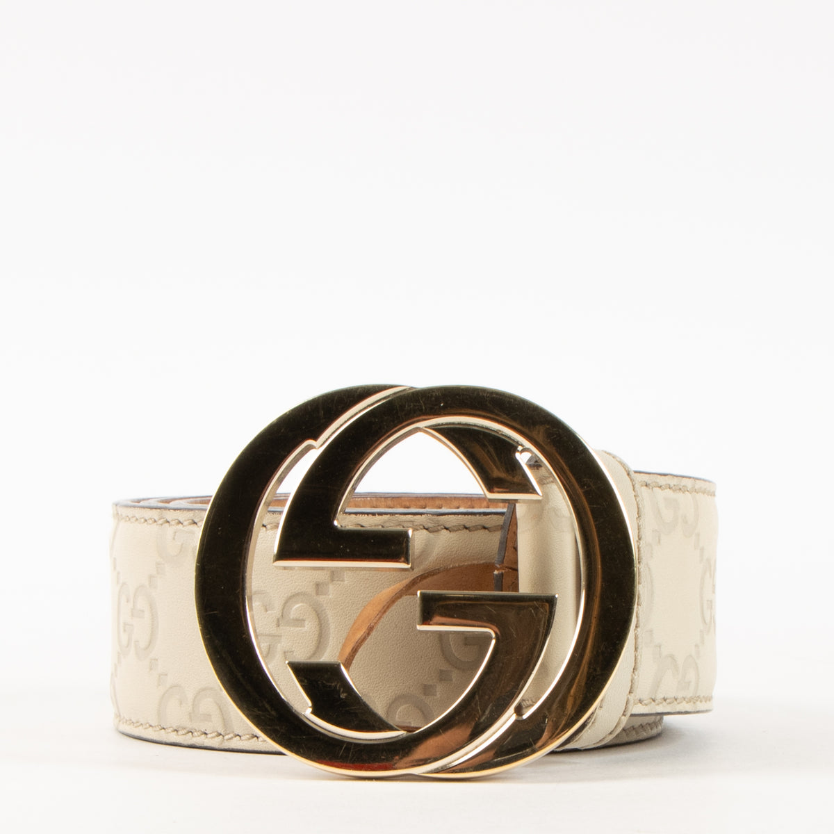 Shop this authentic Gucci Beige Signature Belt pre-loved on Labellov.com