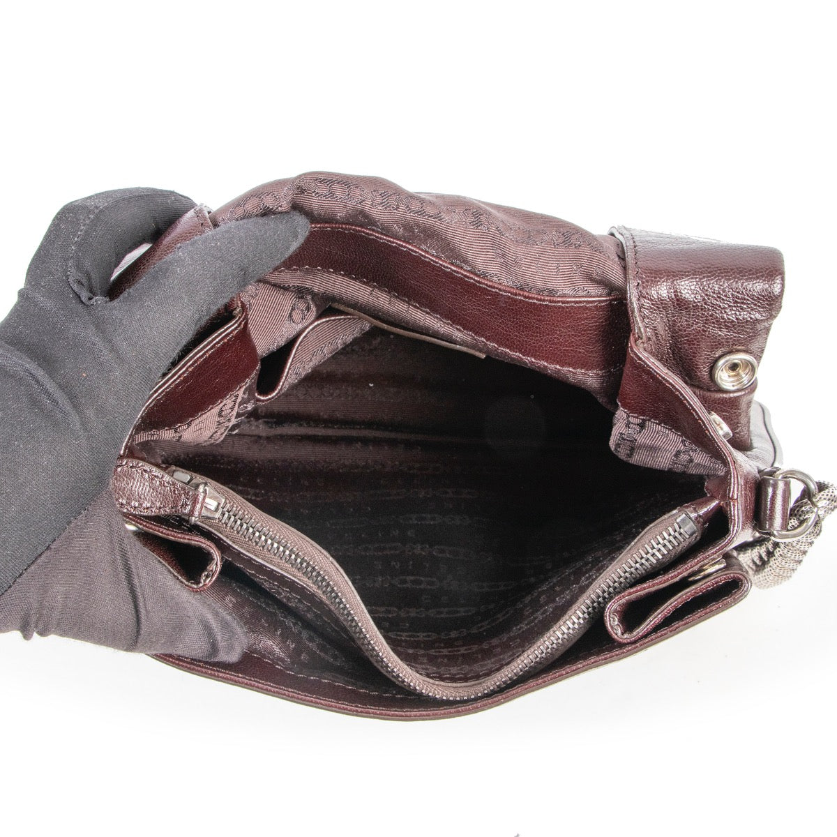Céline Brown Shoulder Bag online and in store available at Labellov in very good condition for a reasonable price.