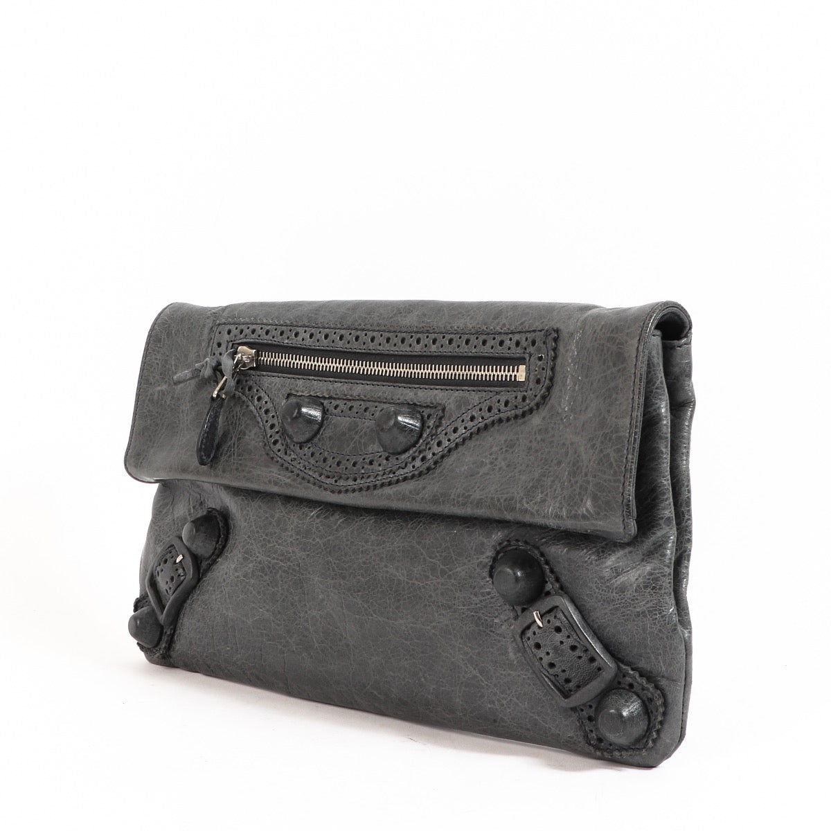 Buy an authentic Balenciaga Grey Leather Clutch in good condition at Labellov in Antwerp.