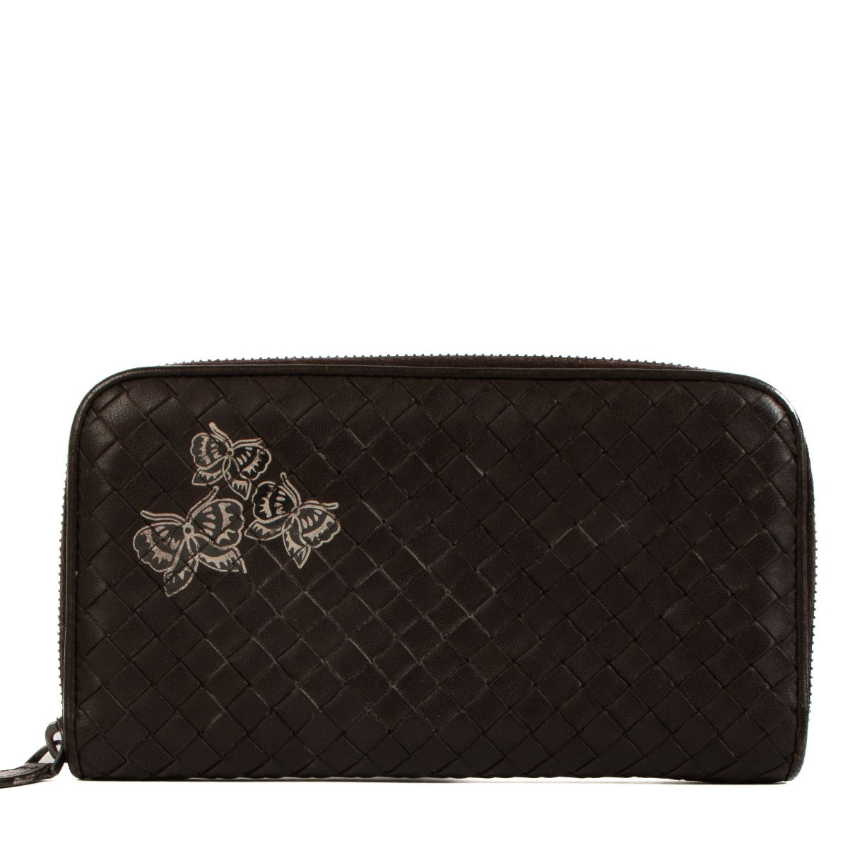 Shop safe online at Labellov in Antwerp, Brussels and Knokke this 100% authentic second hand Bottega Veneta Brown Leather Butterfly Intrecciato Zip Around Wallet