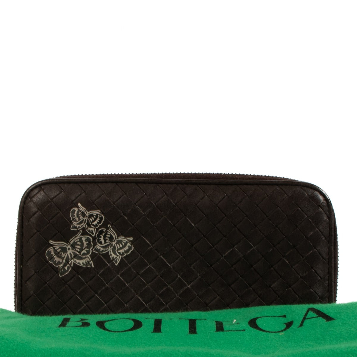 Shop safe online at Labellov in Antwerp, Brussels and Knokke this 100% authentic second hand Bottega Veneta Brown Leather Butterfly Intrecciato Zip Around Wallet