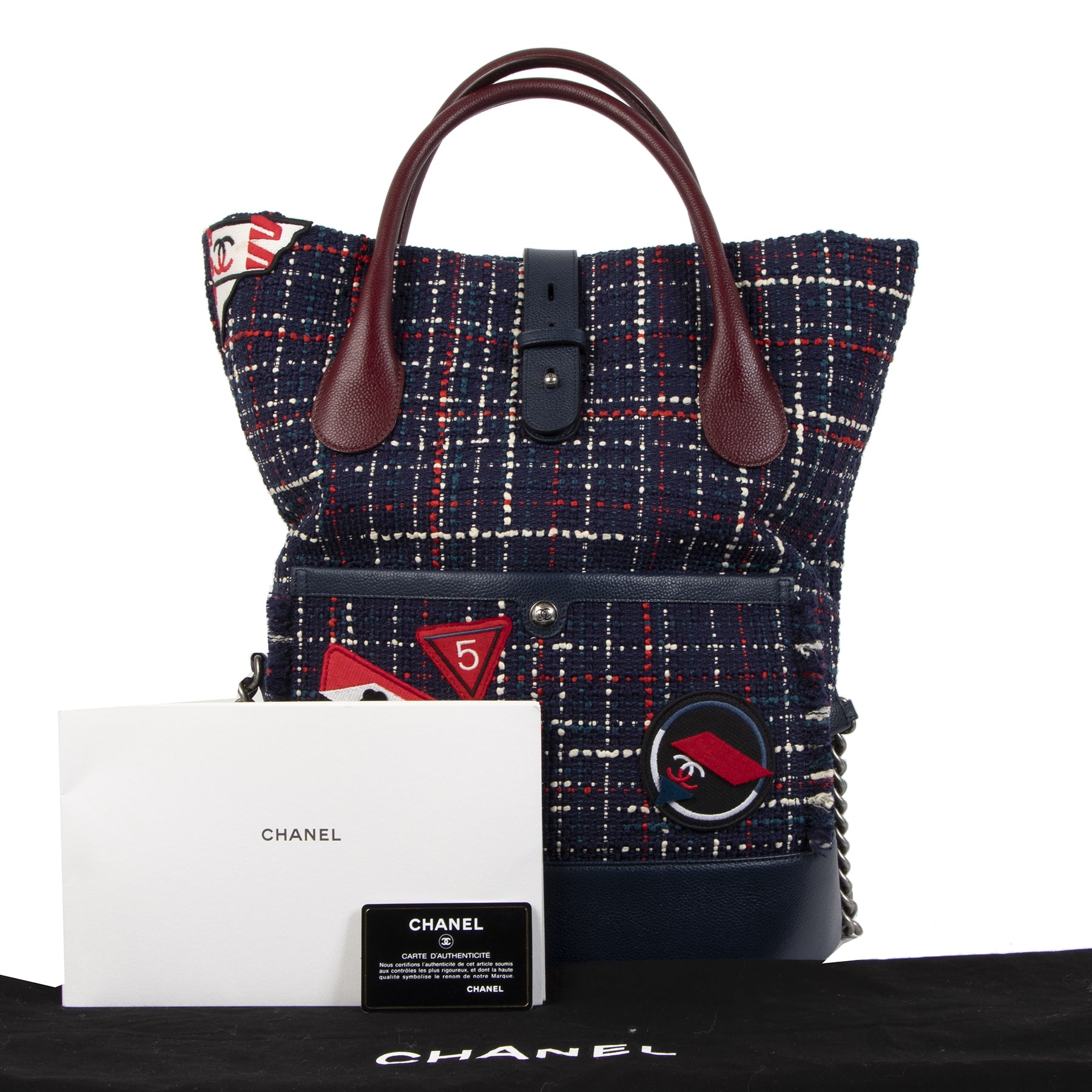 Sac à dos Chanel en tweed bleu marine et bordeaux