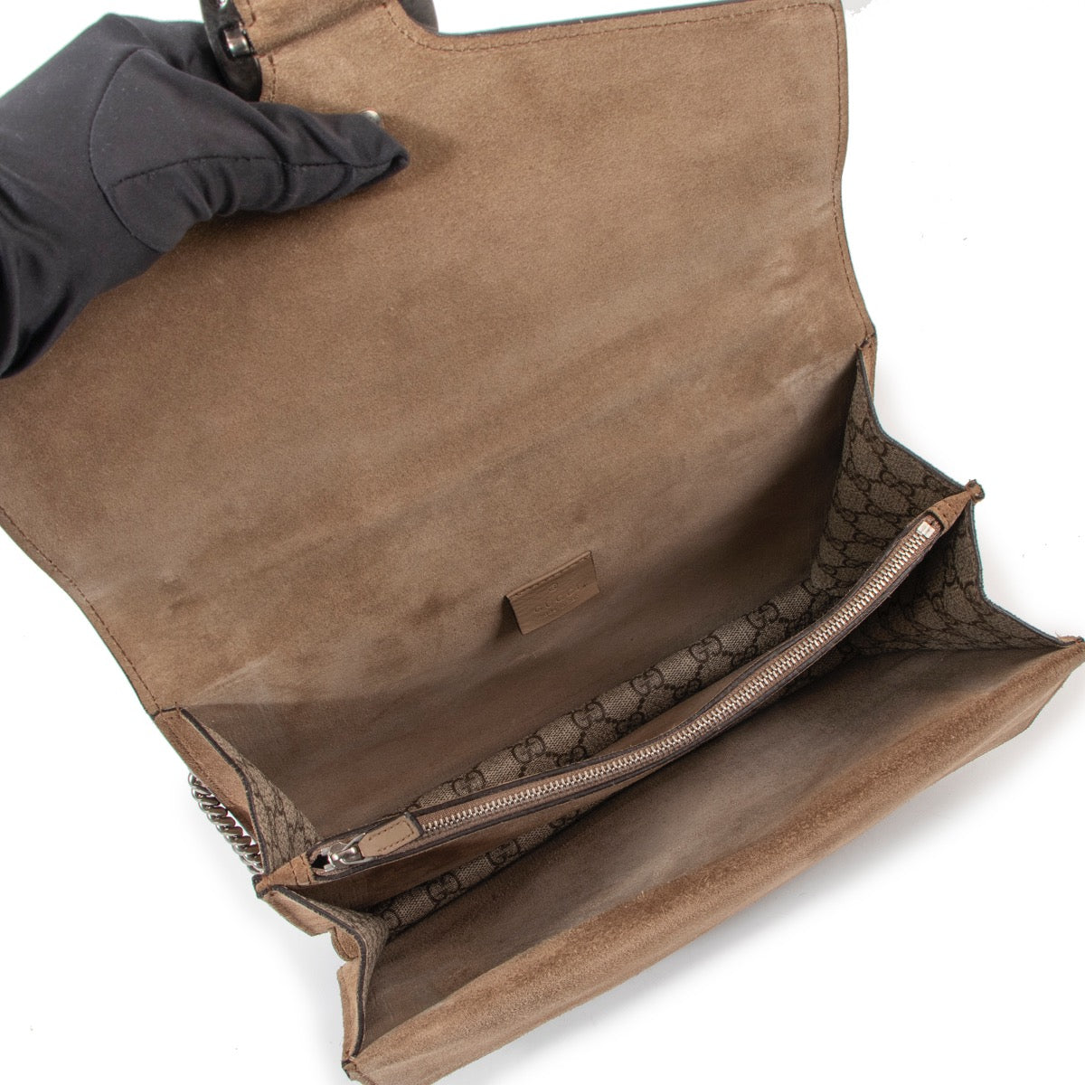Buy an authentic second hand Gucci GG Supreme Bee Medium Dionysus Shoulder Bag in very good condition at Labellov