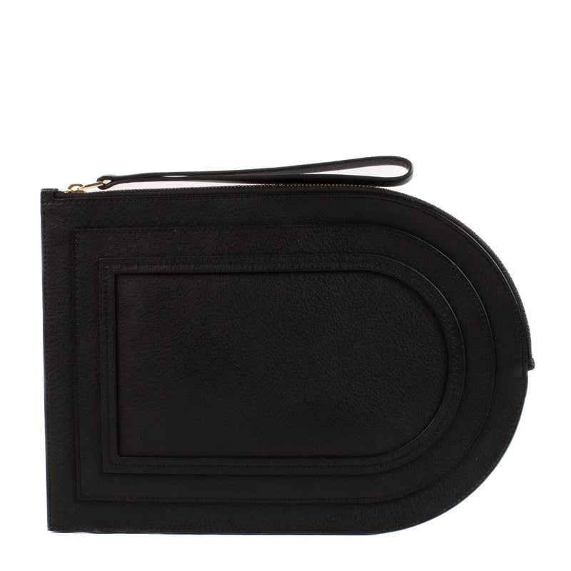 Shop safe online at Labellov in Antwerp, Brussels and Knokke this 100% authentic second hand Delvaux Black Polo D Pochette GM Clutch. Veilig online tweedehands authentieke Delvaux Black Polo D Pochette GM Clutch handtas kopen bij Labellov.