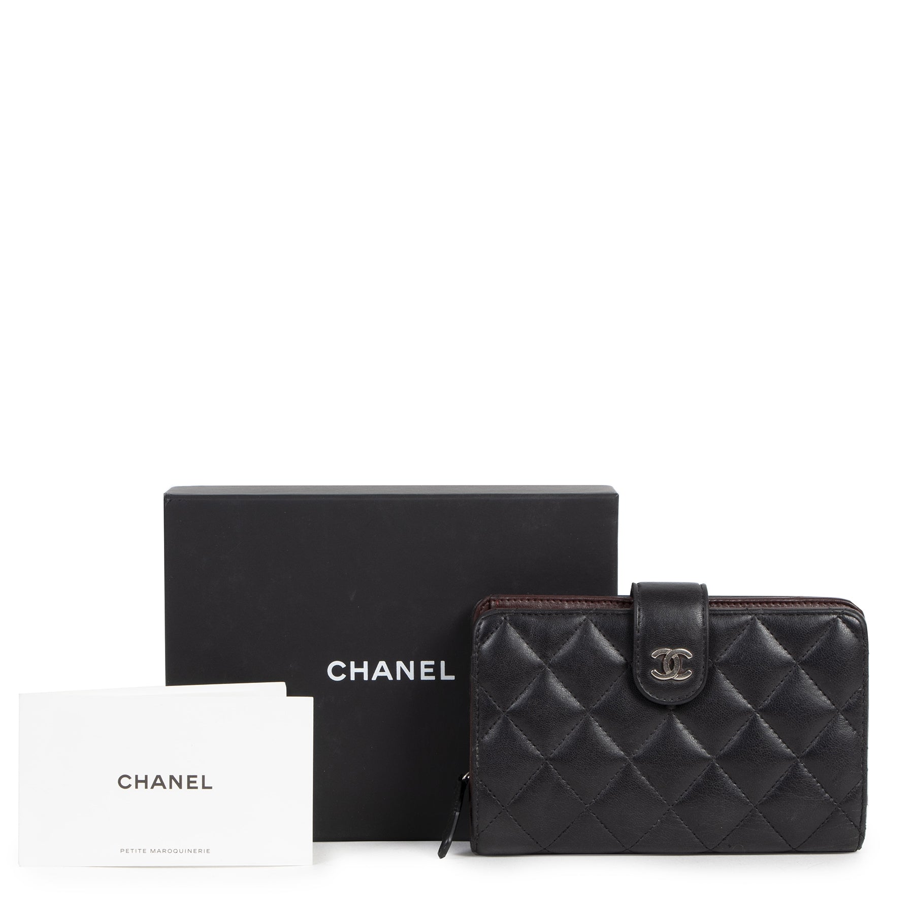 Authentic secondhand Chanel Black Lambskin Wallet designer accessories luxury vintage webshop fashion safe secure online shopping worldwide shipping