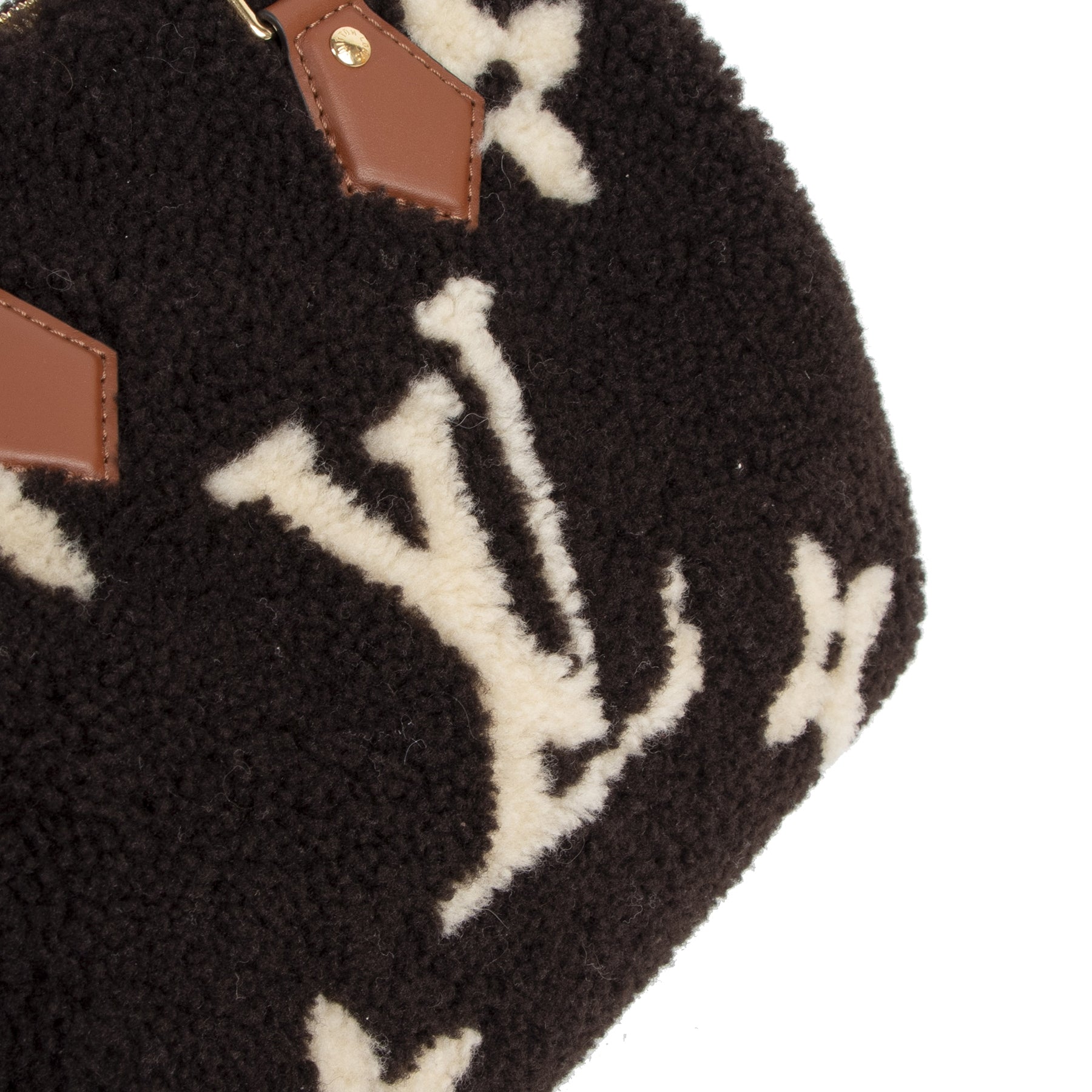 Louis Vuitton Limited Edition Speedy Bandoulière 25 LV Teddy Monogram for the best price at Labellov secondhand designer bags online.