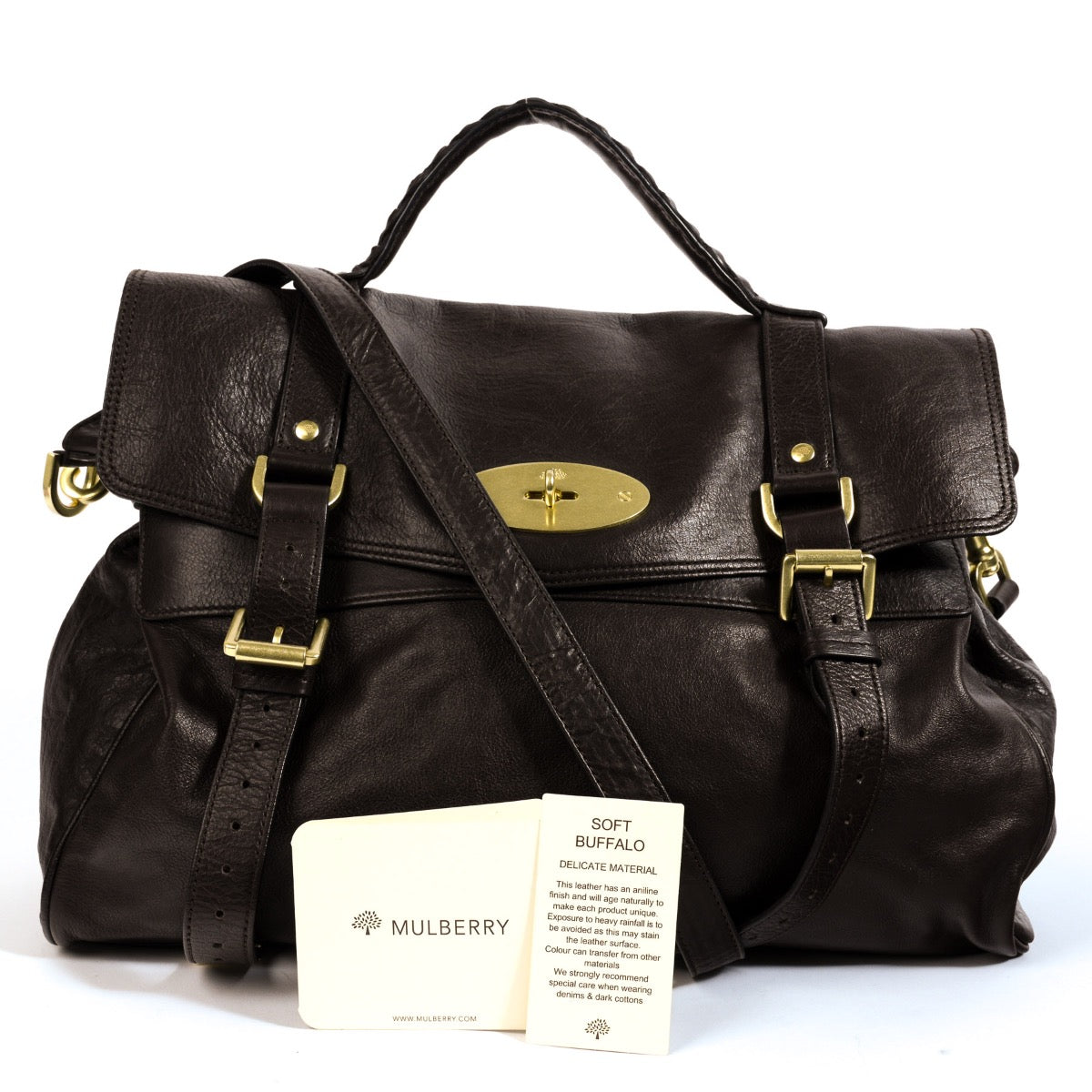 Shop safe online at Labellov in Antwerp, Brussels and KNokke this 100% authentic second hand Mulberry Oversized Alexa Chocolate Brown Soft Buffalo