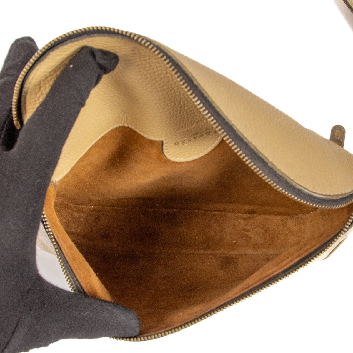Shop 100% authentic second-hand Delvaux Camel Trotteur Macao Crossbody Bag on Labellov.com