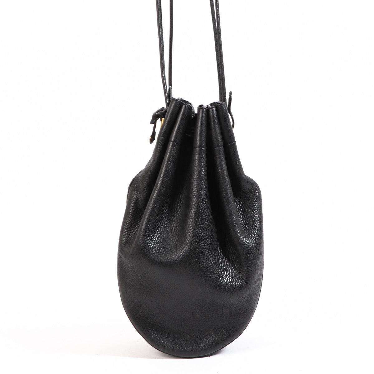 Buy an authentic Delvaux Black Leather Bucket Bag in very good condition at Labellov in Antwerp.