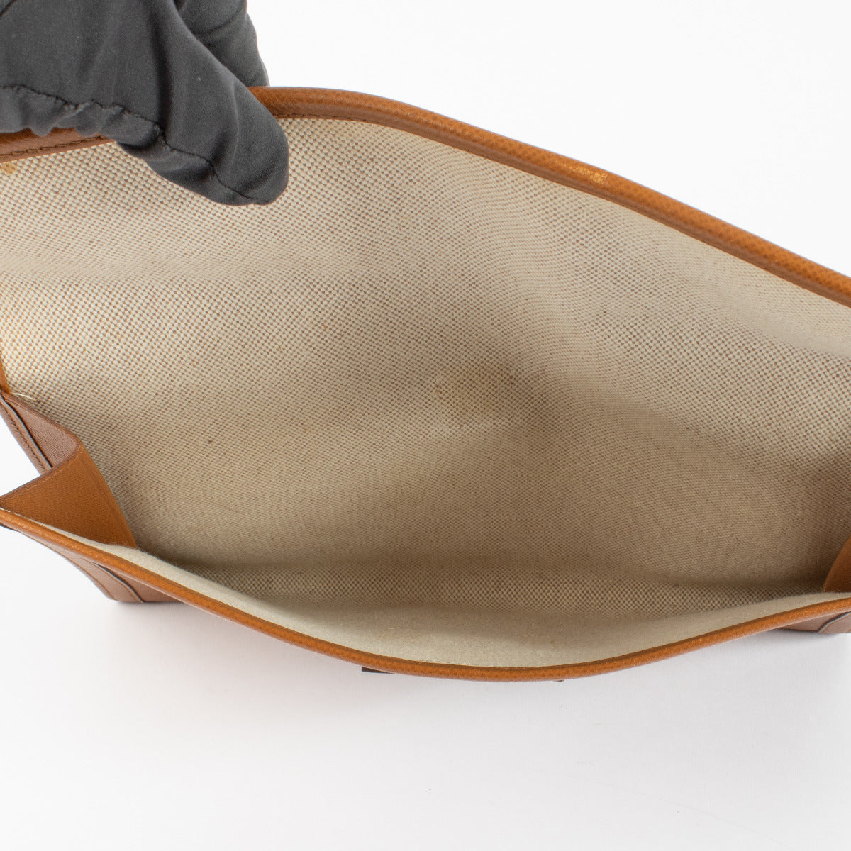 Pochette Hermès Jige PM en cuir Courchevel doré