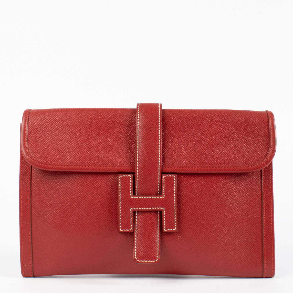 Very good condition. The leather remains vibrant with minimal signs of wear. Slight creasing on the back and base consistent with gentle use. Interior is clean with no visible stains. Stitching and edges are well preserved, and the structure remains intac