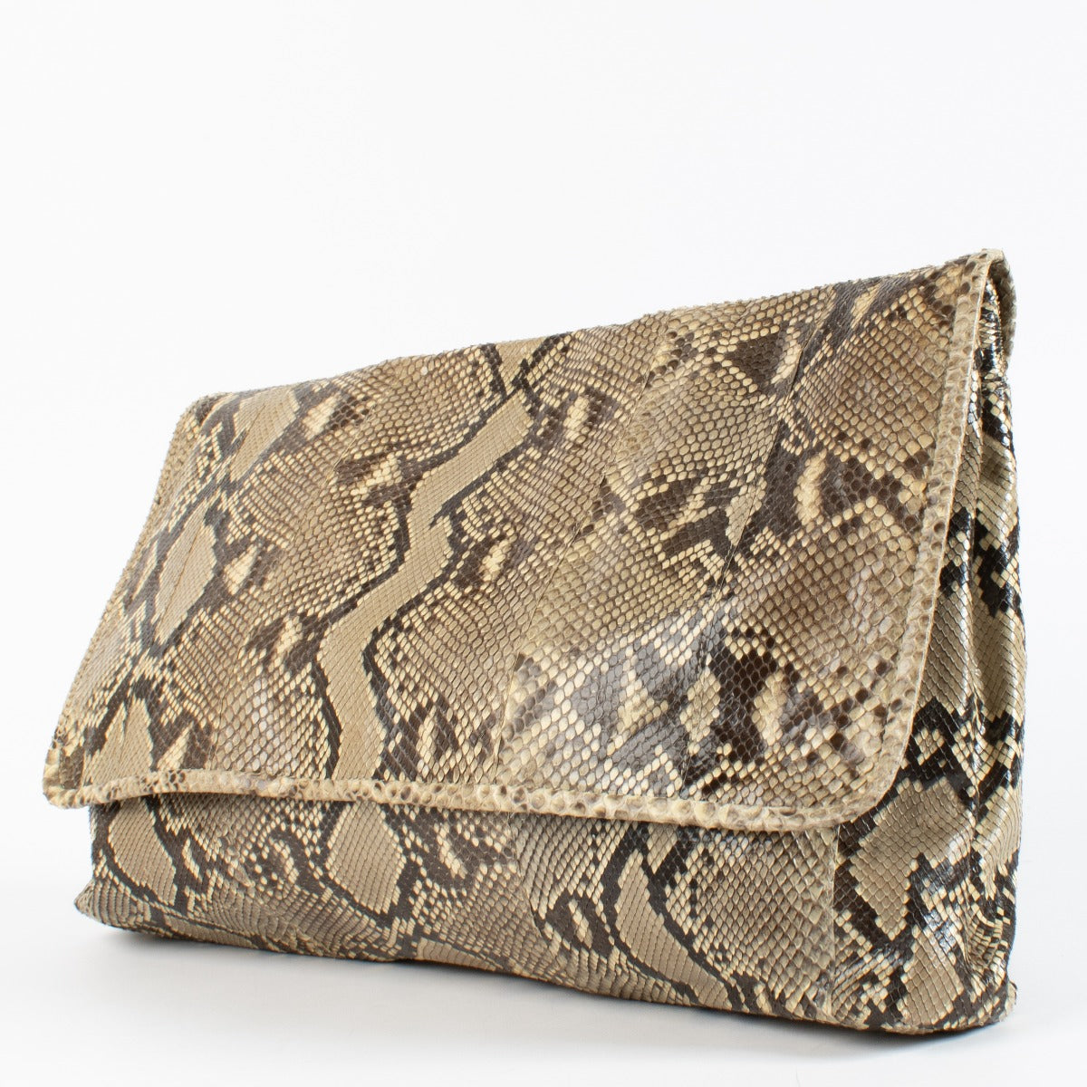 Pochette Prada surdimensionnée en python