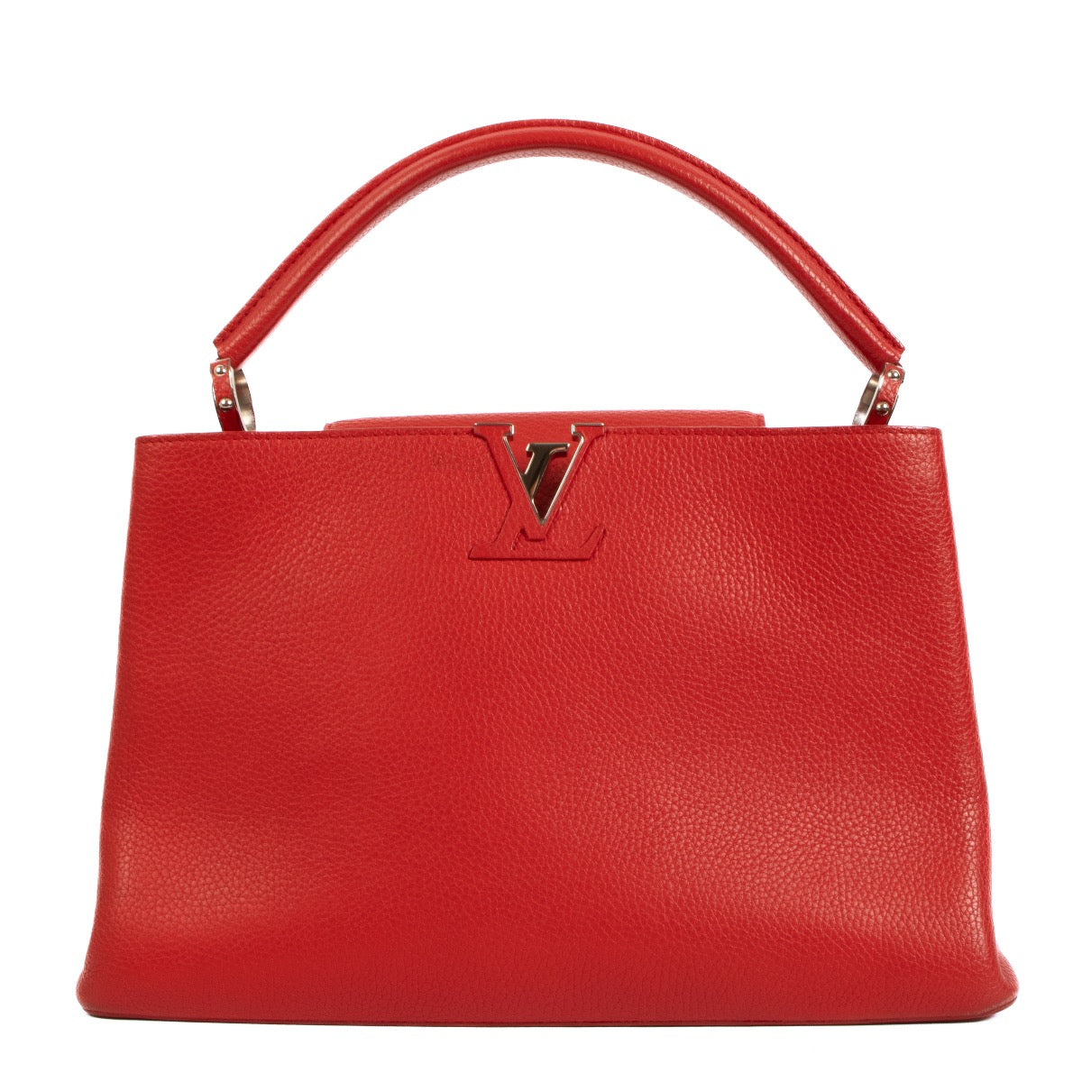 Shop safe online at Labellov in Antwerp, Brussels and Knokke this 100% authentic second hand Louis Vuitton Rubis Taurillon Leather Capucines MM Top Handle