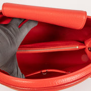 Shop safe online at Labellov in Antwerp, Brussels and Knokke this 100% authentic second hand Louis Vuitton Rubis Taurillon Leather Capucines MM Top Handle