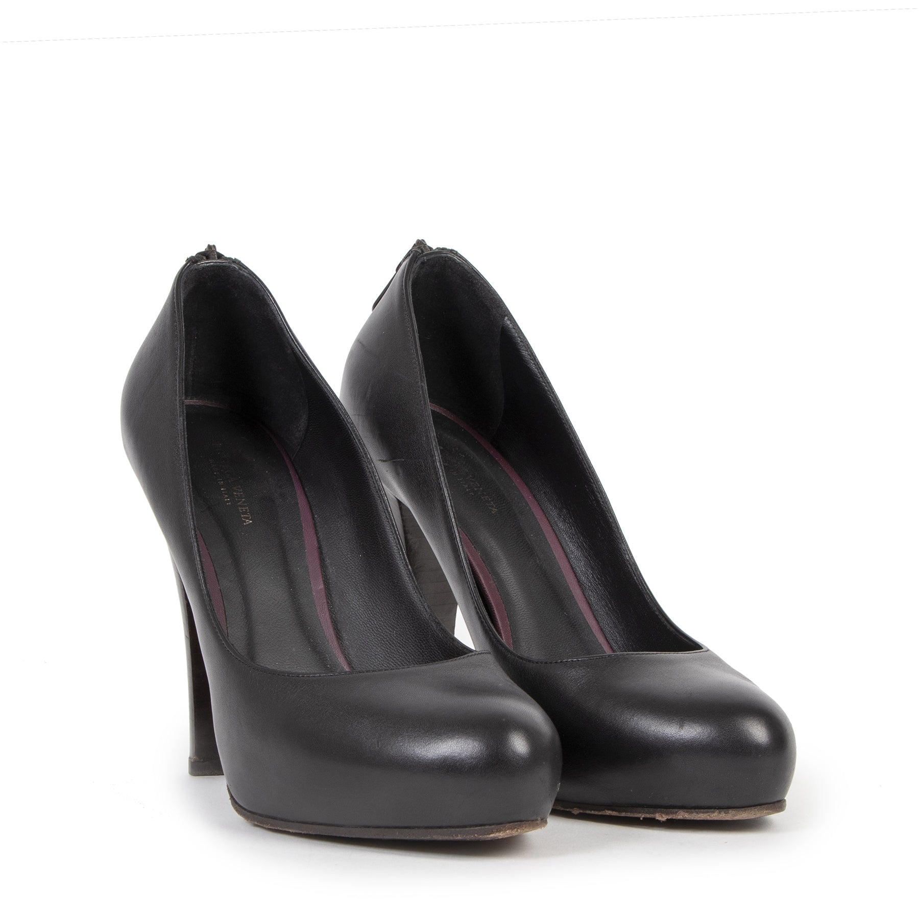 Authentic secondhand Bottega Veneta Black Round Toe Pumps - Size 38 designer shoes high heels luxury vintage webshop fashion designer brands online shopping