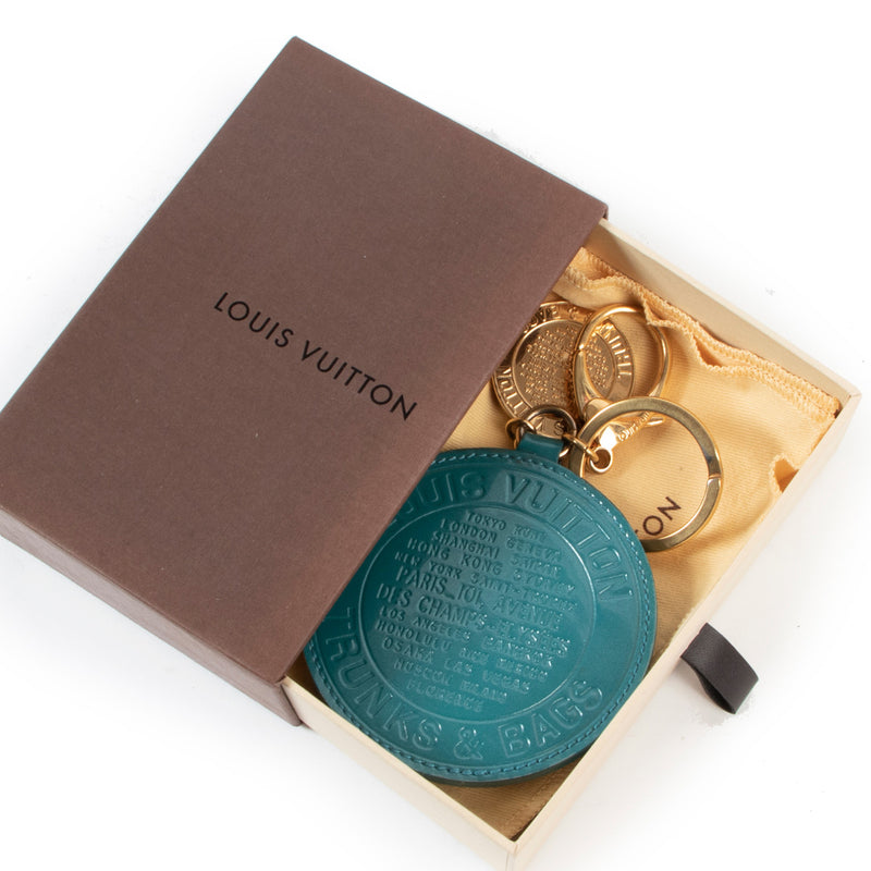 Louis Vuitton goud- en blauwkleurige Trunks & Bags sleutelhanger