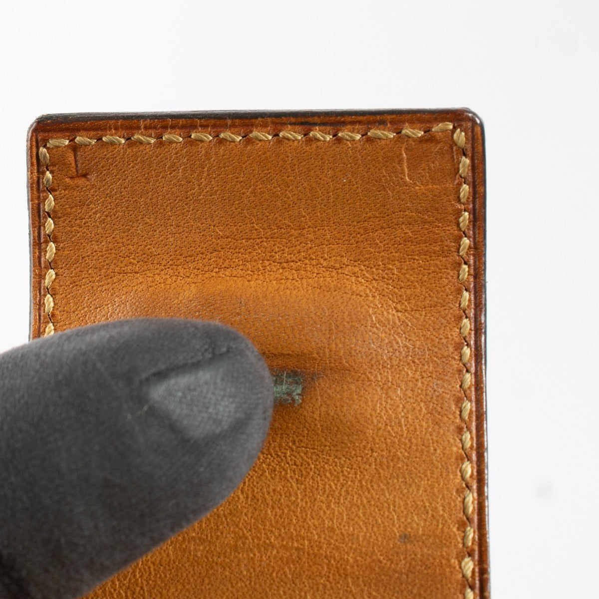 shop 100% authentic second hand Hermès Red Lizard Collier De Chien Bracelet - Size T4 on Labellov.com