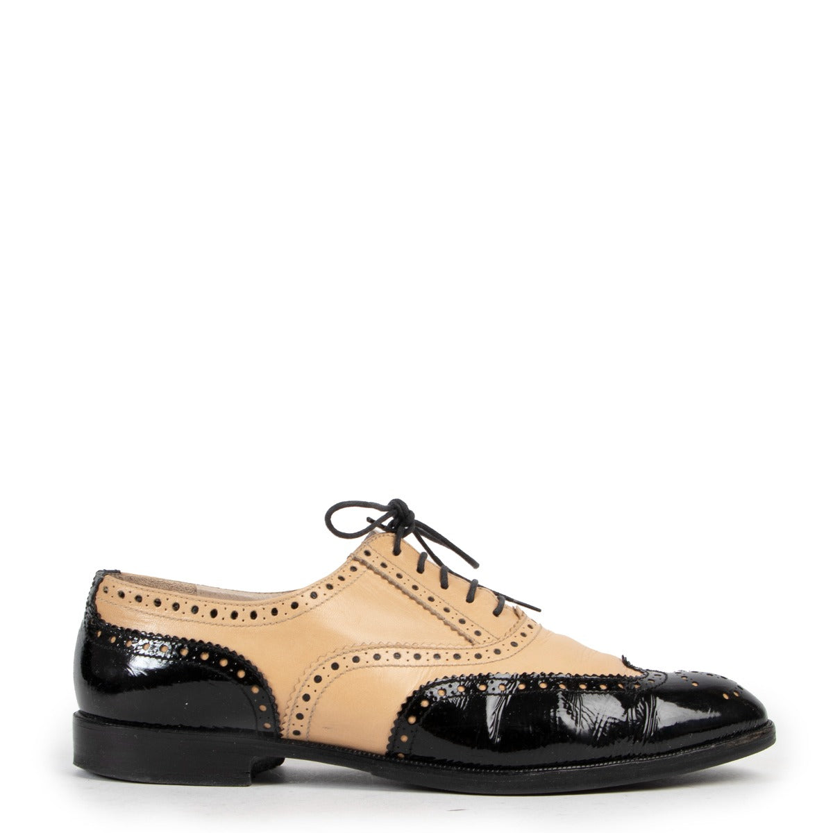 Chanel Brogues Spectator Flats - Size 40