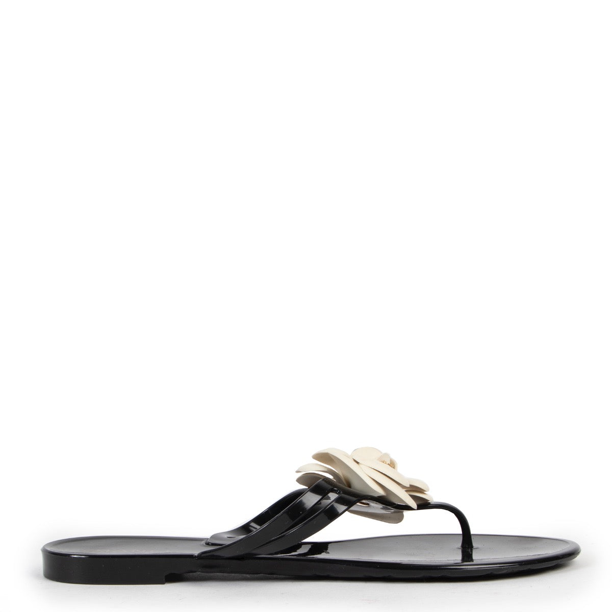 Shop safe online at Labellov in Antwerp these 100% authentic second hand Chanel Black Flower Sandals - Size 41