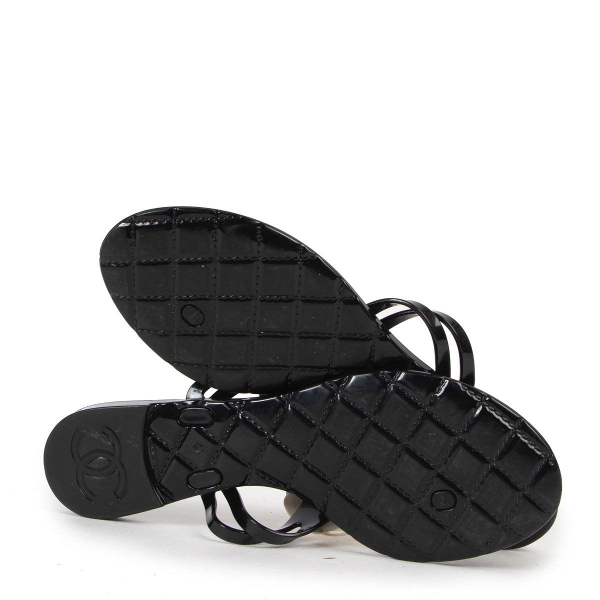 Shop safe online at Labellov in Antwerp these 100% authentic second hand Chanel Black Flower Sandals - Size 41