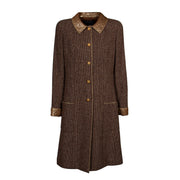 Chanel Brown & Gold Tweed Set 1996 Autumn Collection - Size 40 for the best price at Labellov secondhand luxury in Antwerp