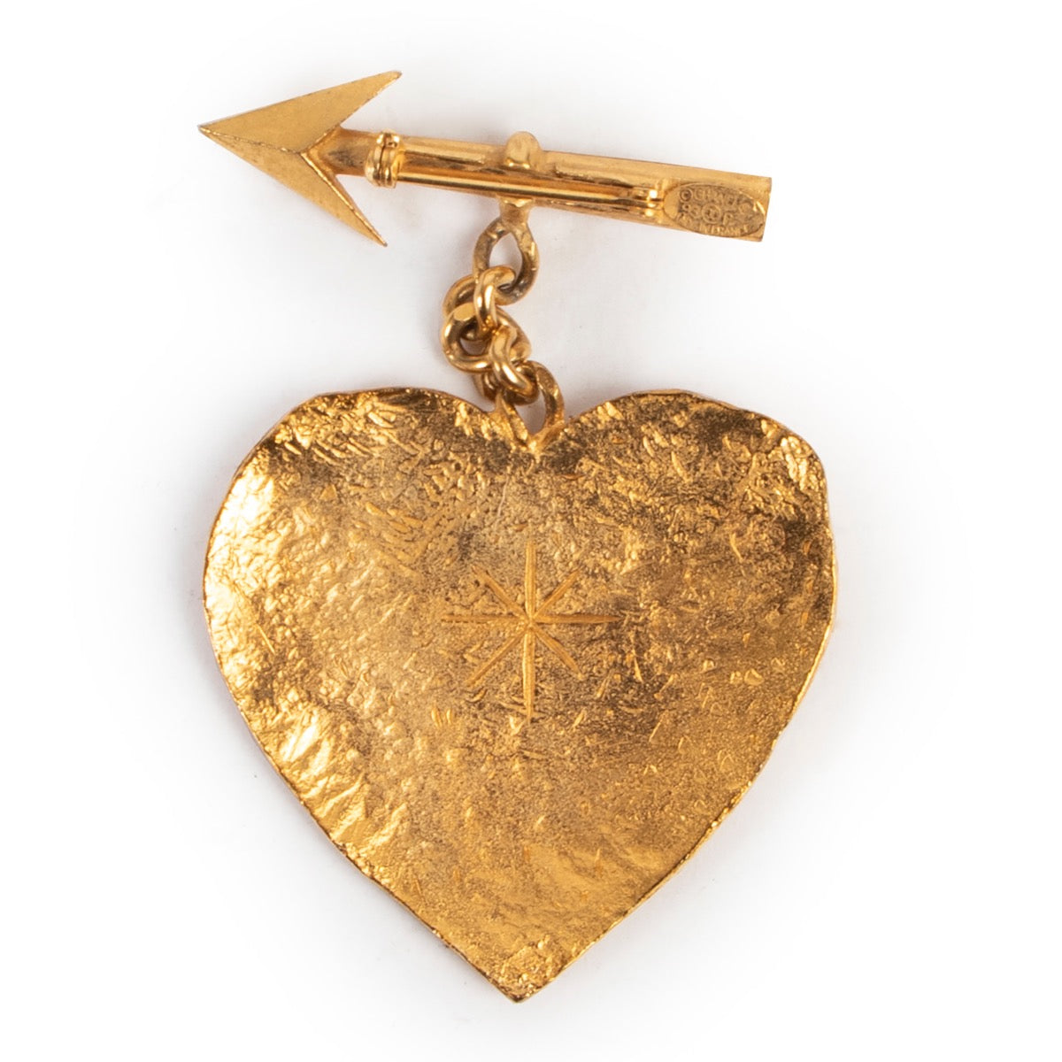 Shop safe online 100% authentic second hand Chanel Gold Cambon Paris Brooch in very good condition at Labellov in Antwerp.