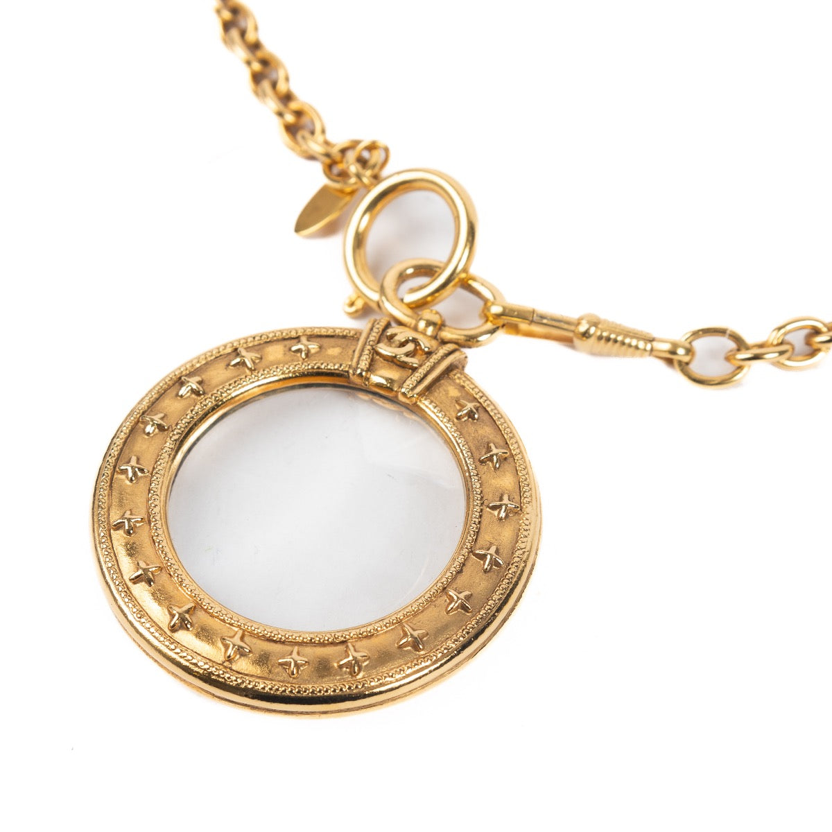 Shop 100% authentic second-hand Chanel Gold Necklace on Labellov.com