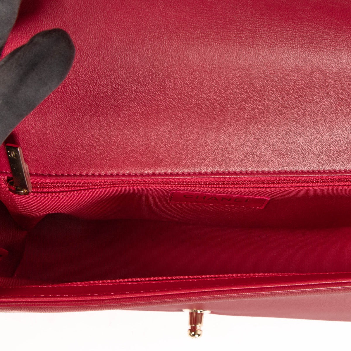 shop 100% authentic second hand Chanel Framboise Medium Boy Bag on Labellov.com