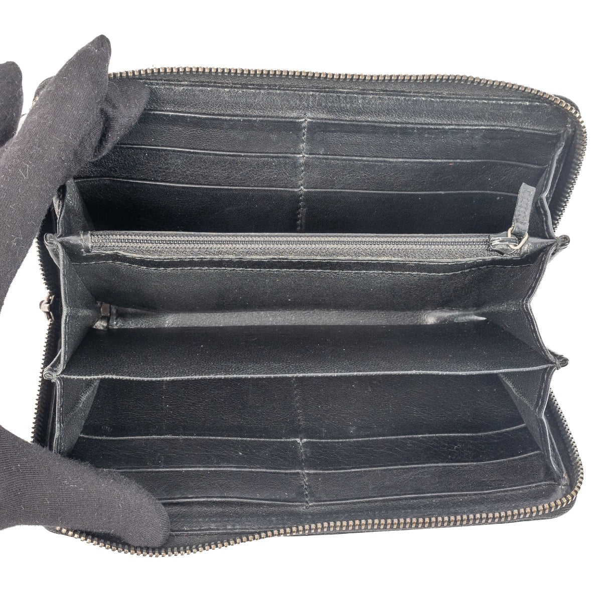 Shop 100% authentic second-hand Gucci Black Wallet on Labellov.com