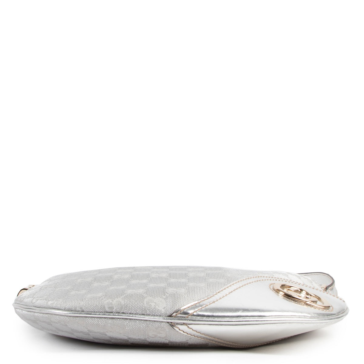 Buy online authentic second hand Gucci Silver GG Canvas Britt Messenger Crossbody Bag in very good condition at Labellov in Antwerp