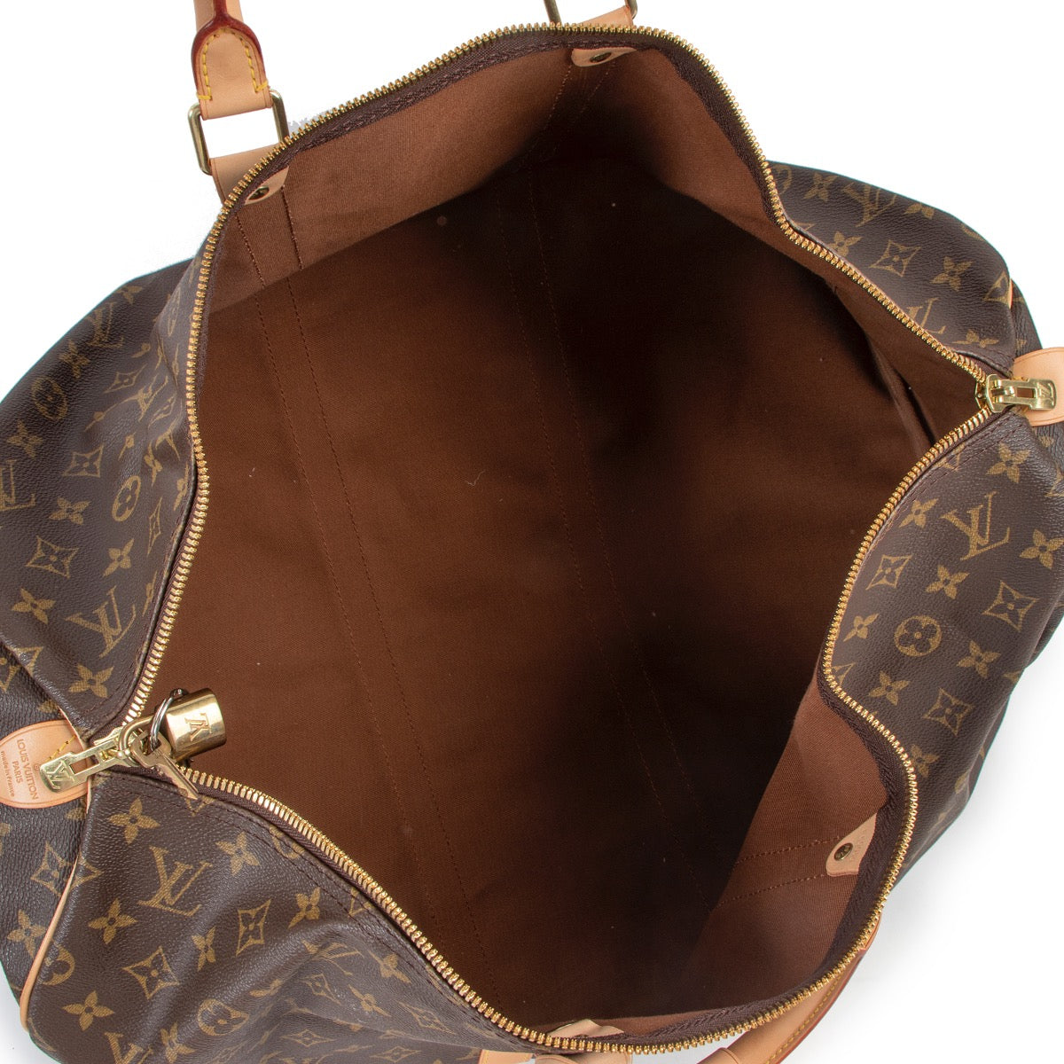 Buy online authentic second hand Louis Vuitton Monogram Keepall 55 Travel Bag in very good condition at Labellov in Antwerp