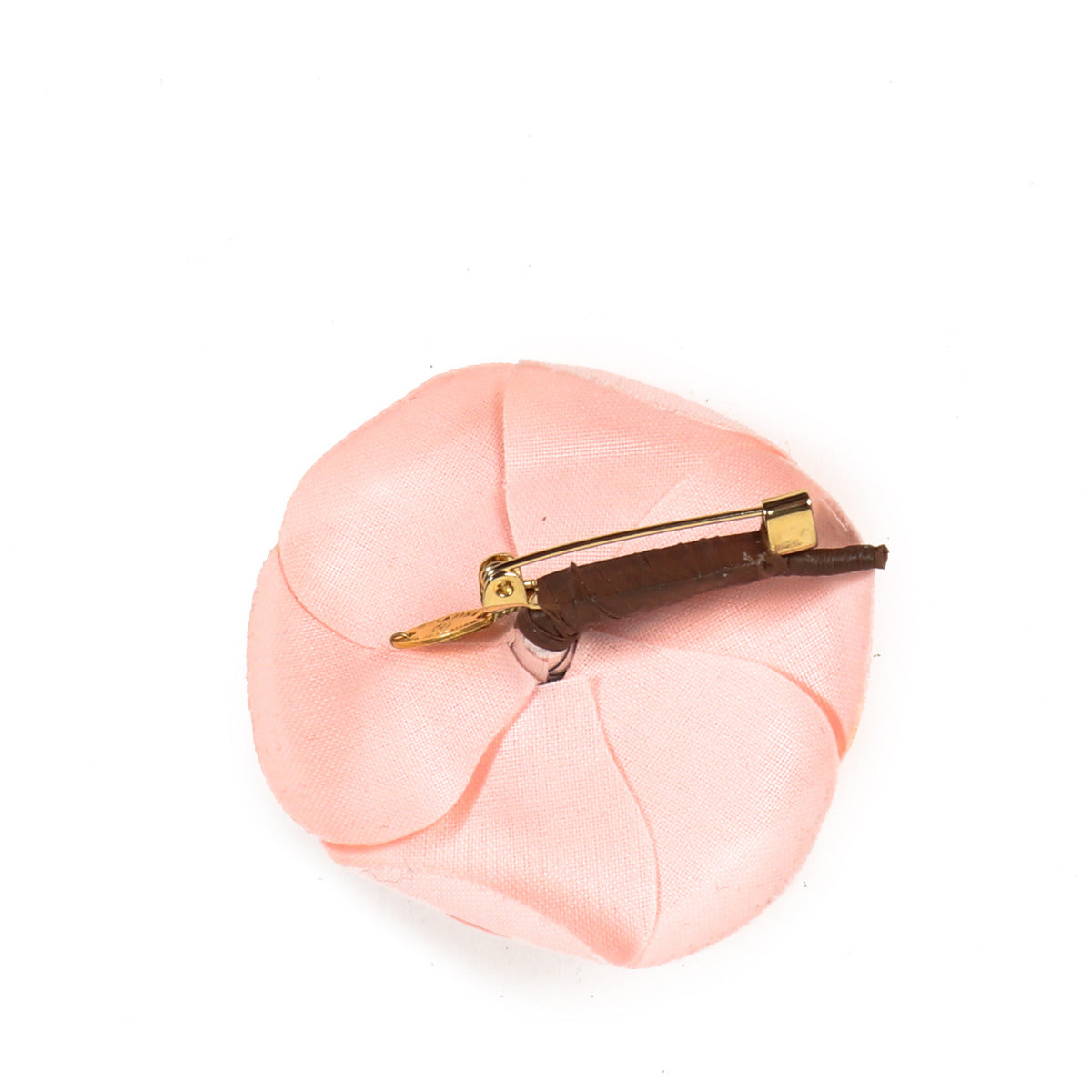 Chanel roze cameliabroche