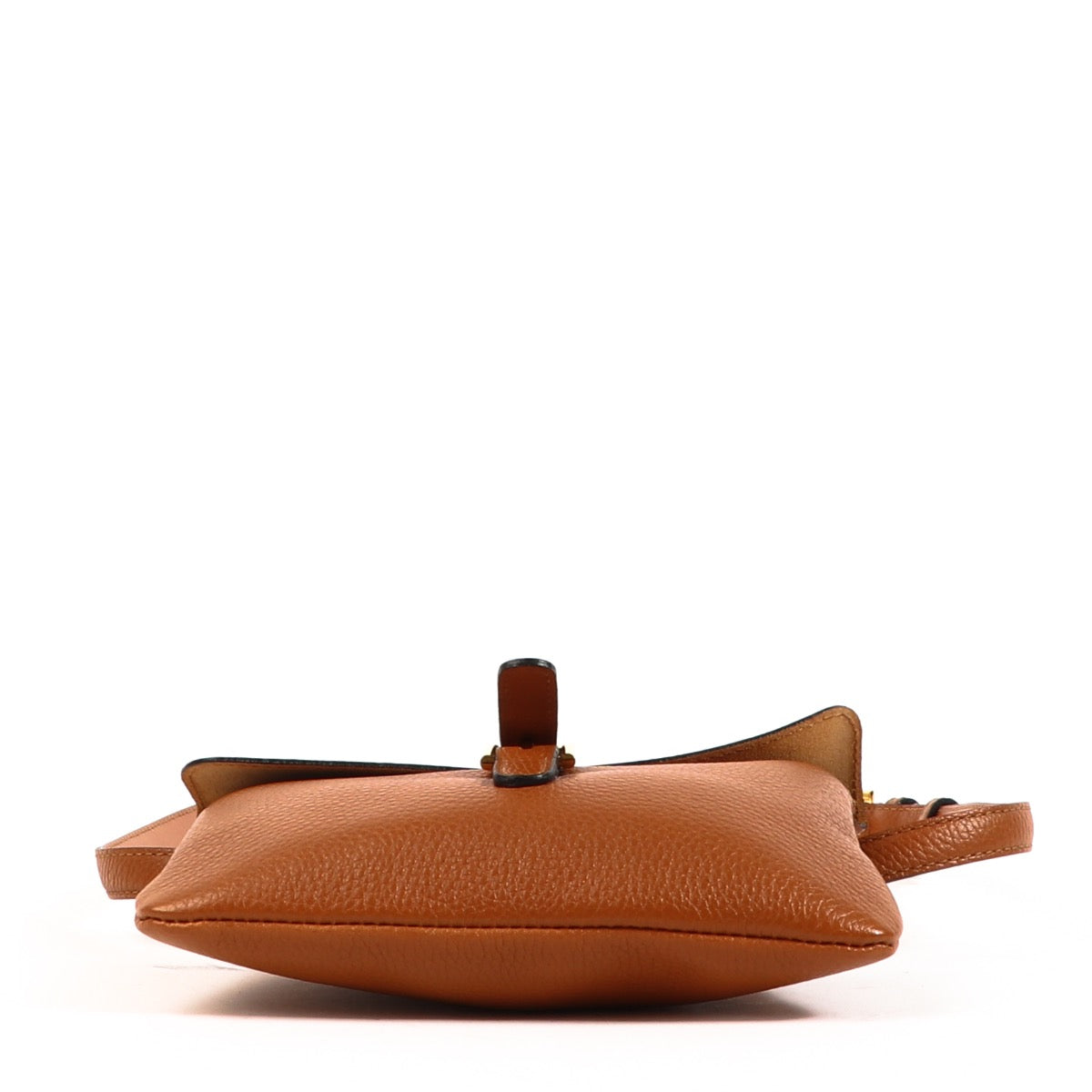 Shop safe online at Labellov in Antwerp, Brussels and Knokke this 100% authentic second hand Delvaux Cognac Leather Belt Bag - size 80