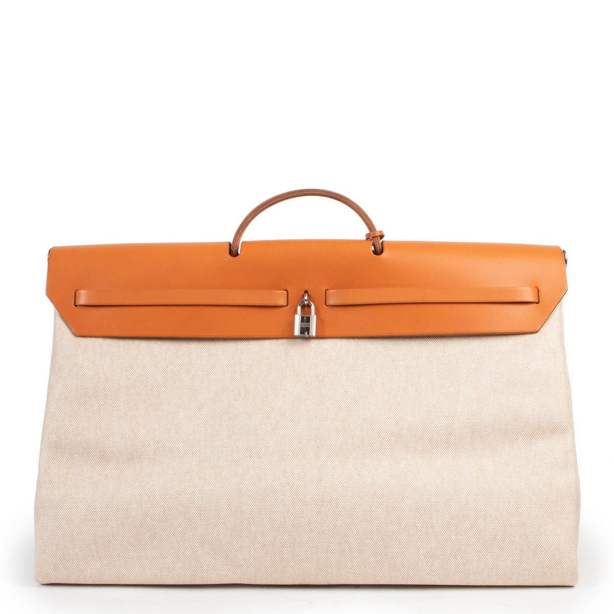 Shop safe online at Labellov in Antwerp this 100% authentic second hand Hermès Herbag Top Handle 2-in-1 Travel Bag in very good condition.