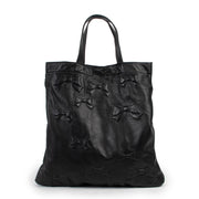 Red Valentino Black Leather Tote Bag now available at Labellov for a reasonable price and in very good condition. Shop 24/7 online or come by in our showroom in Antwerp