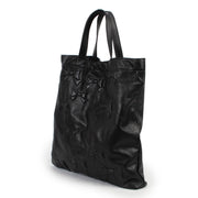 Red Valentino Black Leather Tote Bag now available at Labellov for a reasonable price and in very good condition. Shop 24/7 online or come by in our showroom in Antwerp