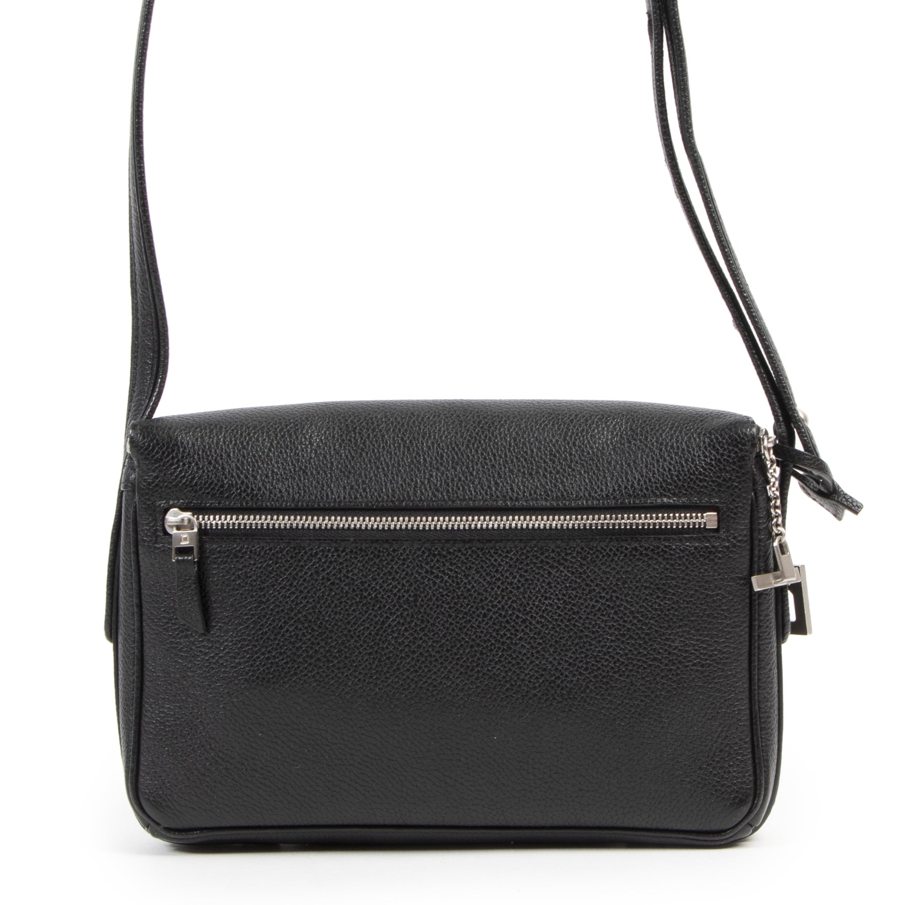 Buy authentic second hand Delvaux purses with right price at LabelLOV.
