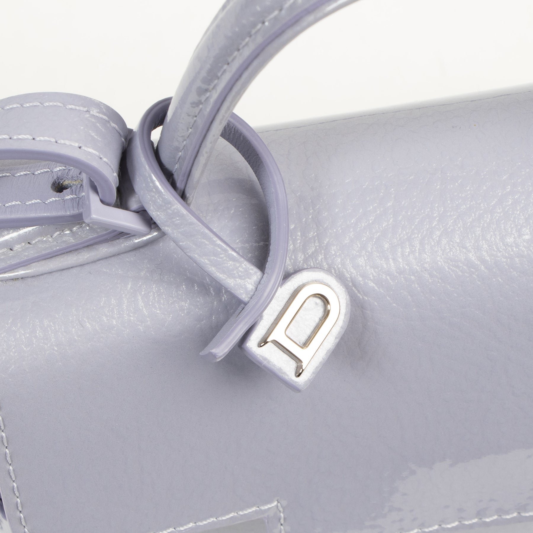 acheter en ligne seconde main Delvaux Tempête Lilac Micro Crossbody Bag