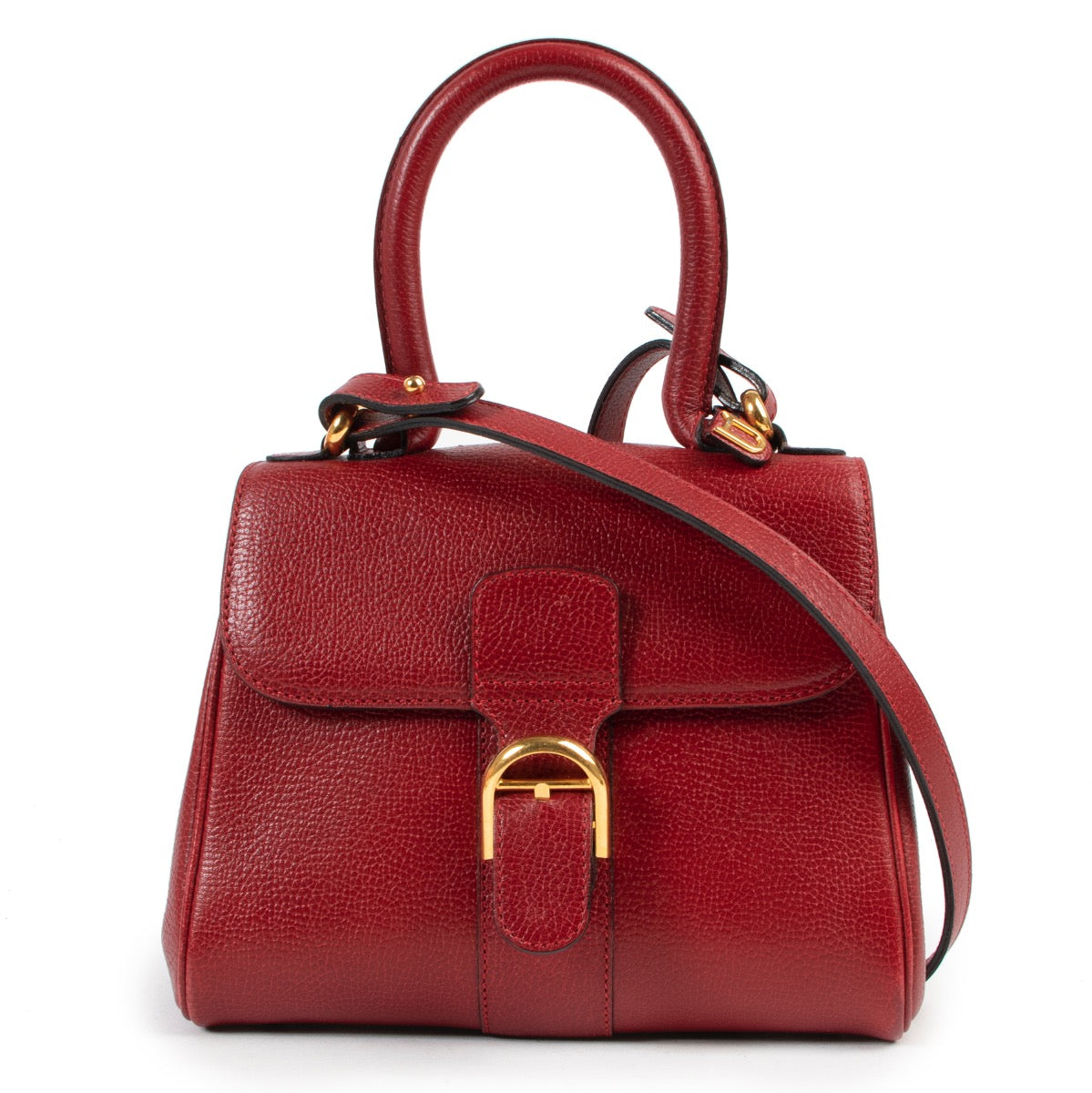 Wear this cutie by hand or over the shoulder as well as crossbody with the detachable shoulder strap.