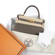 Hermès Kelly 28 Veau Epsom Gris Etain GHW pour le meilleur prix chez Labellov à Anvers