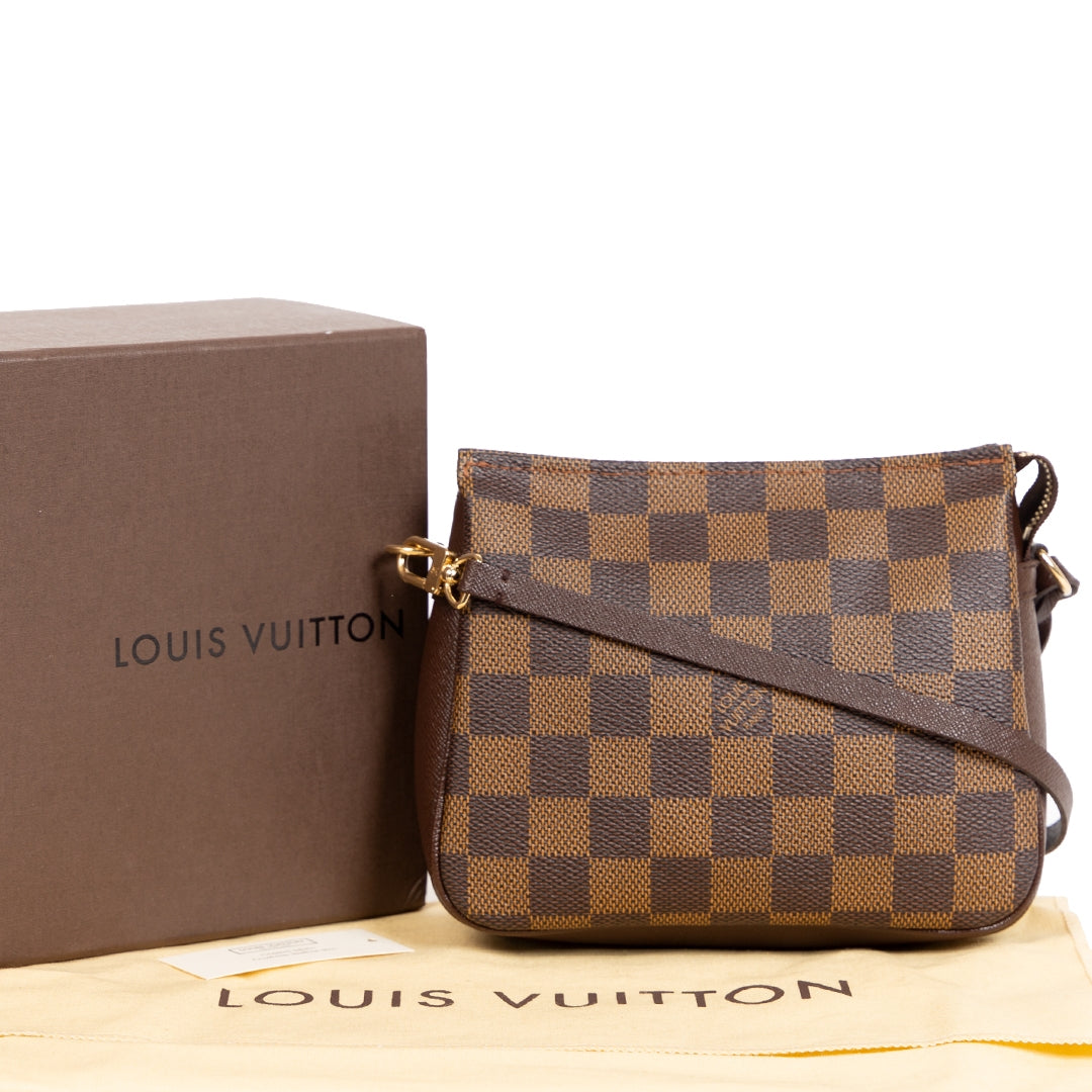 Koop en verkoop uw authentieke designer Louis Vuitton Damier Ebene Trousse Pochette