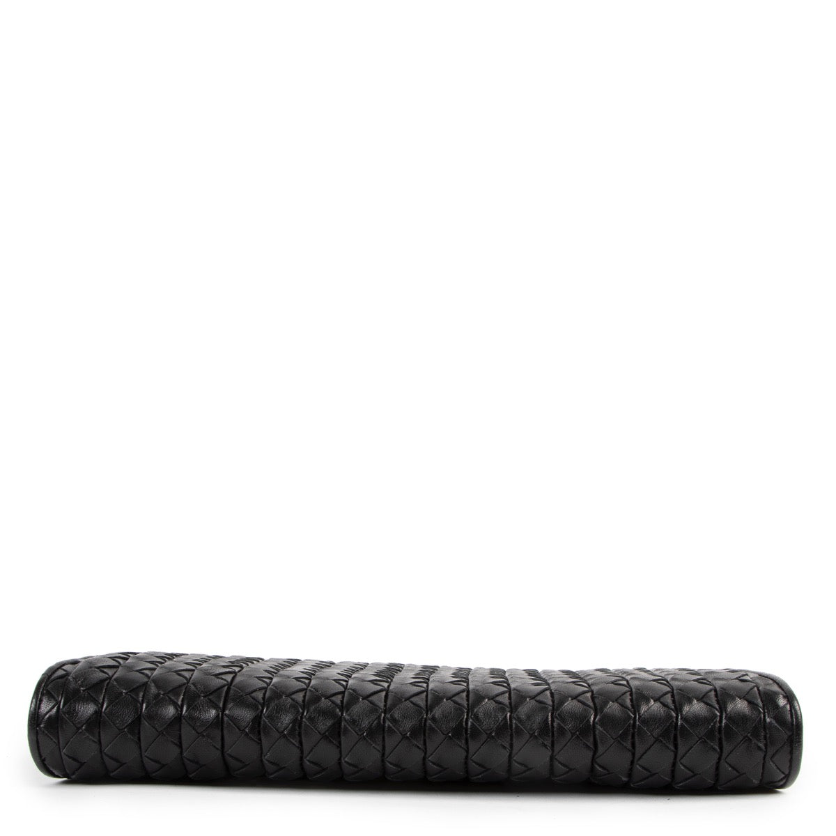Buy an authentic second hand Bottega Veneta Black Leather Intrecciato Clutch in very good condition at Labellov.