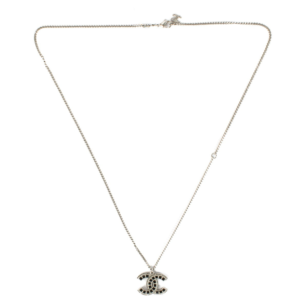 Authentic second hand Chanel Silver Necklace on Labellov.com