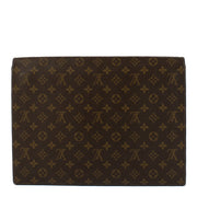 Shop safe online at Labellov in Antwerp, Brussels and Knokke this 100% authentic second hand Louis Vuitton Monogram Vintage Briefcase Clutch