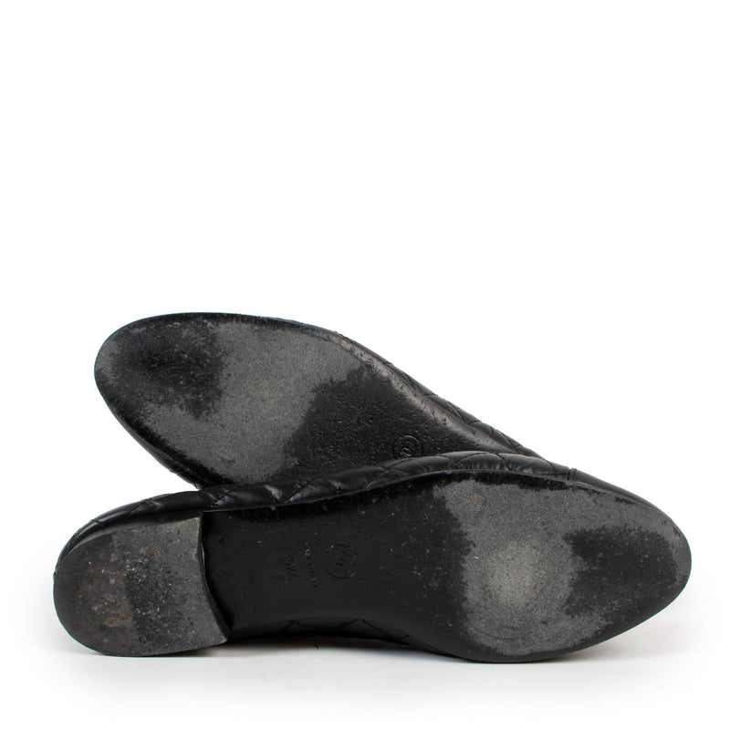Shop authentic second hand vintage designer Chanel Black CC Quilted Ballet Flats at Labellov